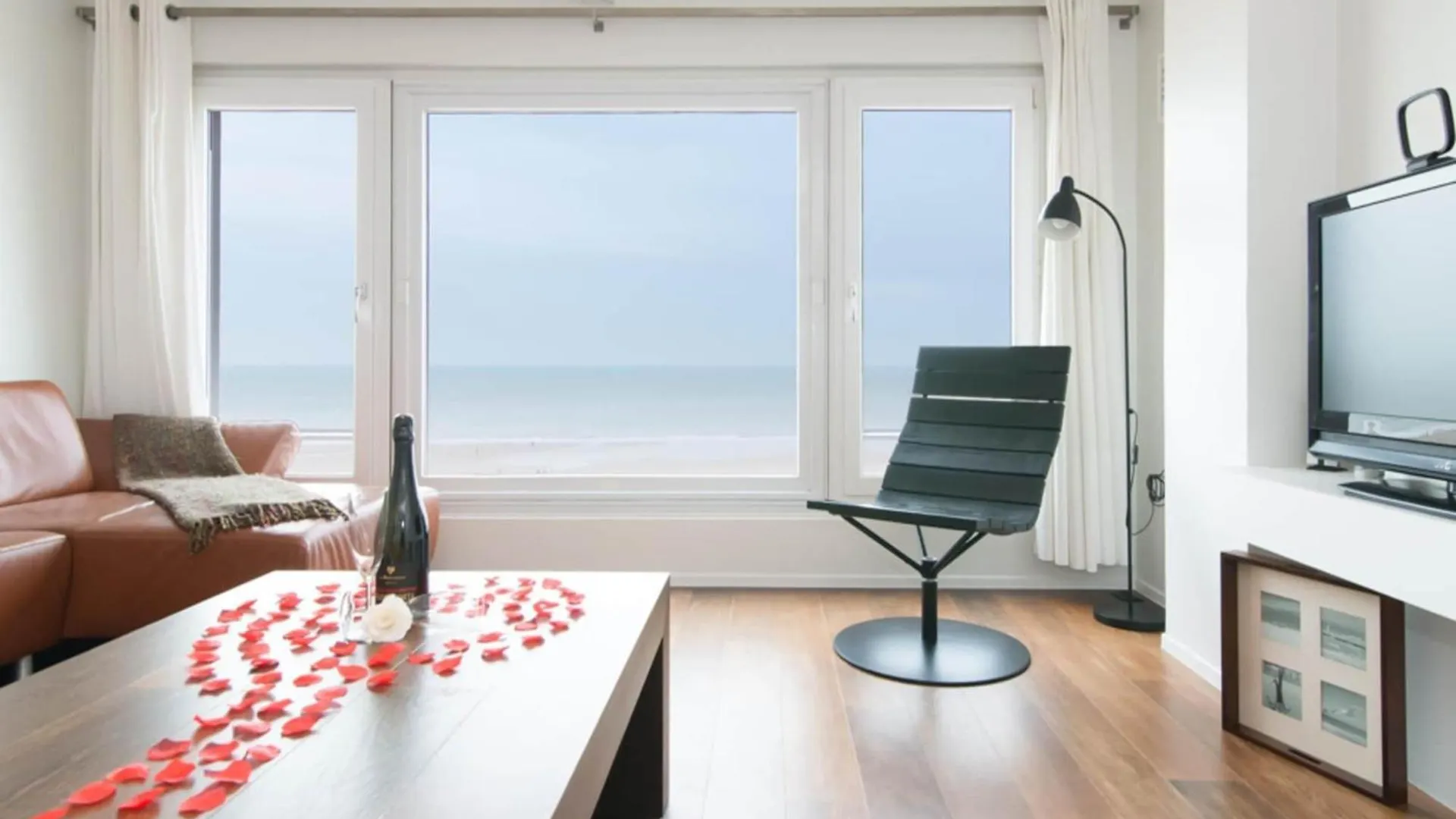 Beautiful Apartment With View Ostend